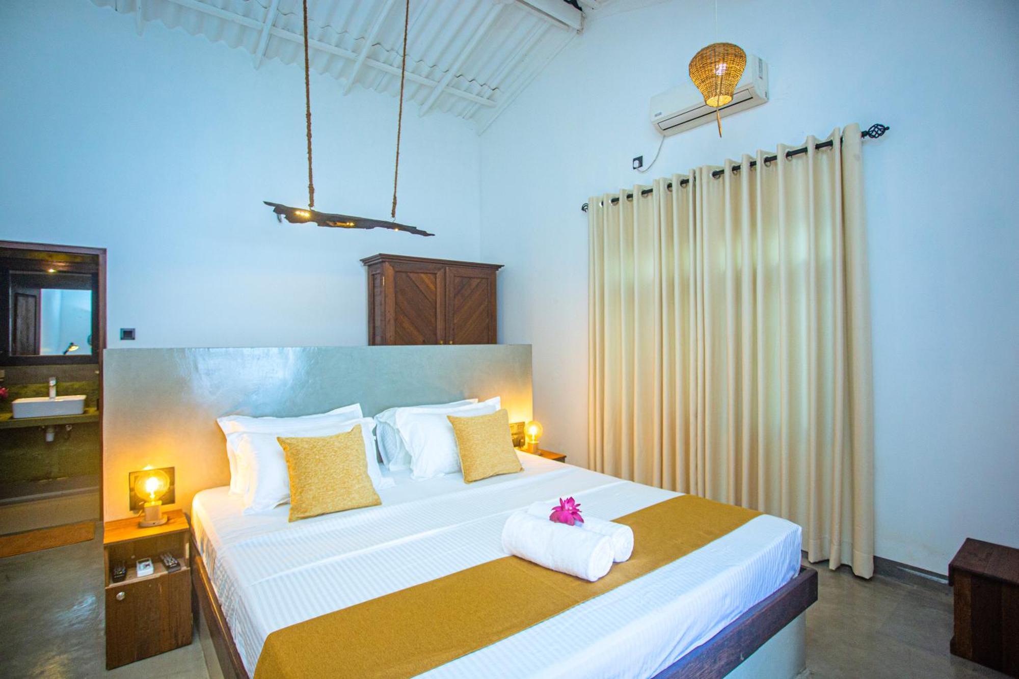 Aki Luna Lagoon Resort ฮิกคาดูวา ภายนอก รูปภาพ