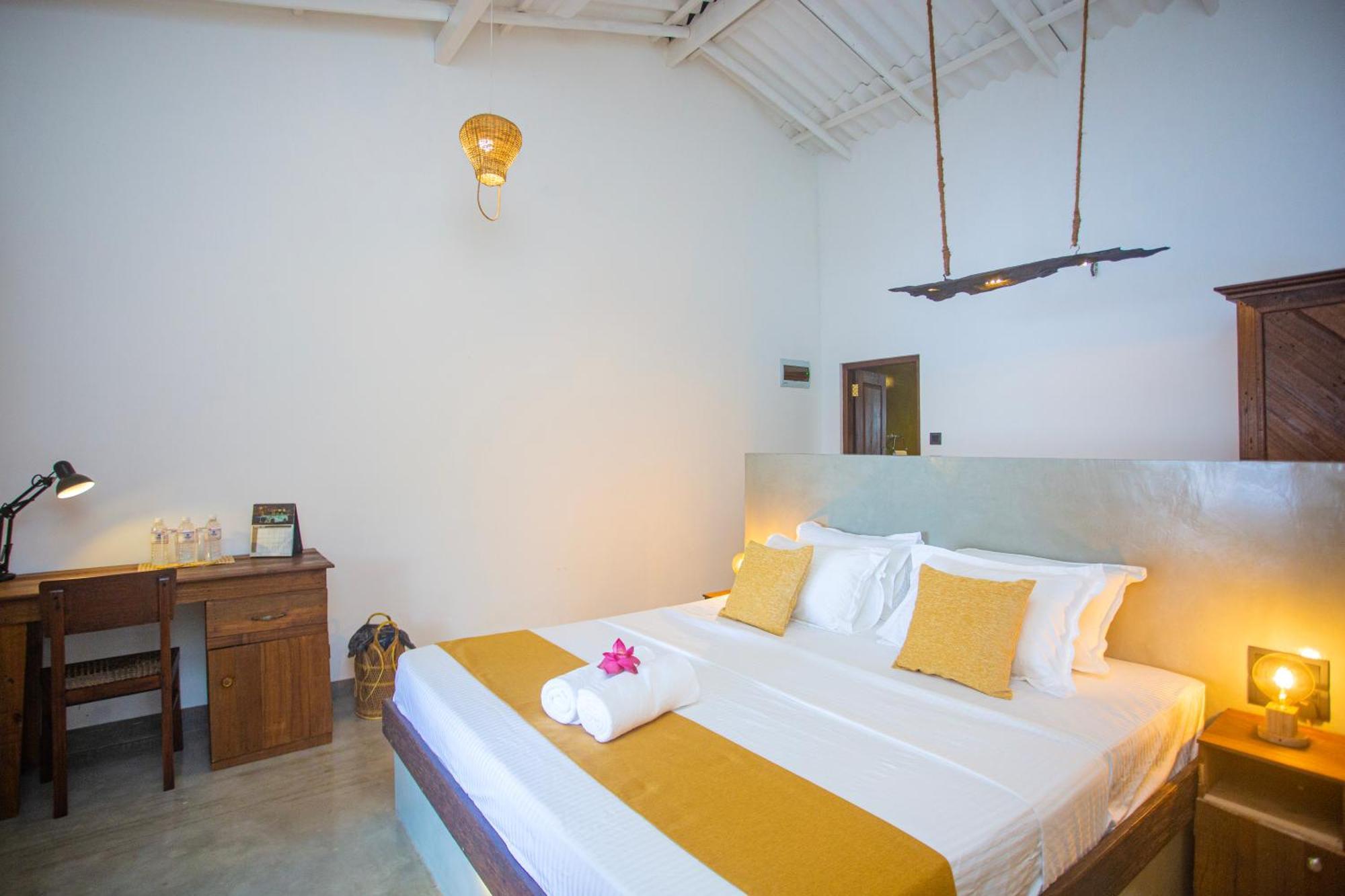 Aki Luna Lagoon Resort ฮิกคาดูวา ภายนอก รูปภาพ