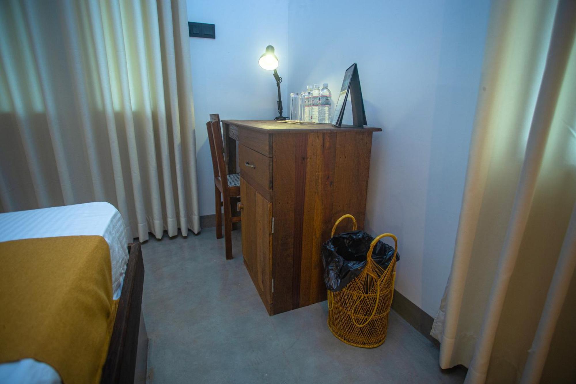 Aki Luna Lagoon Resort ฮิกคาดูวา ภายนอก รูปภาพ