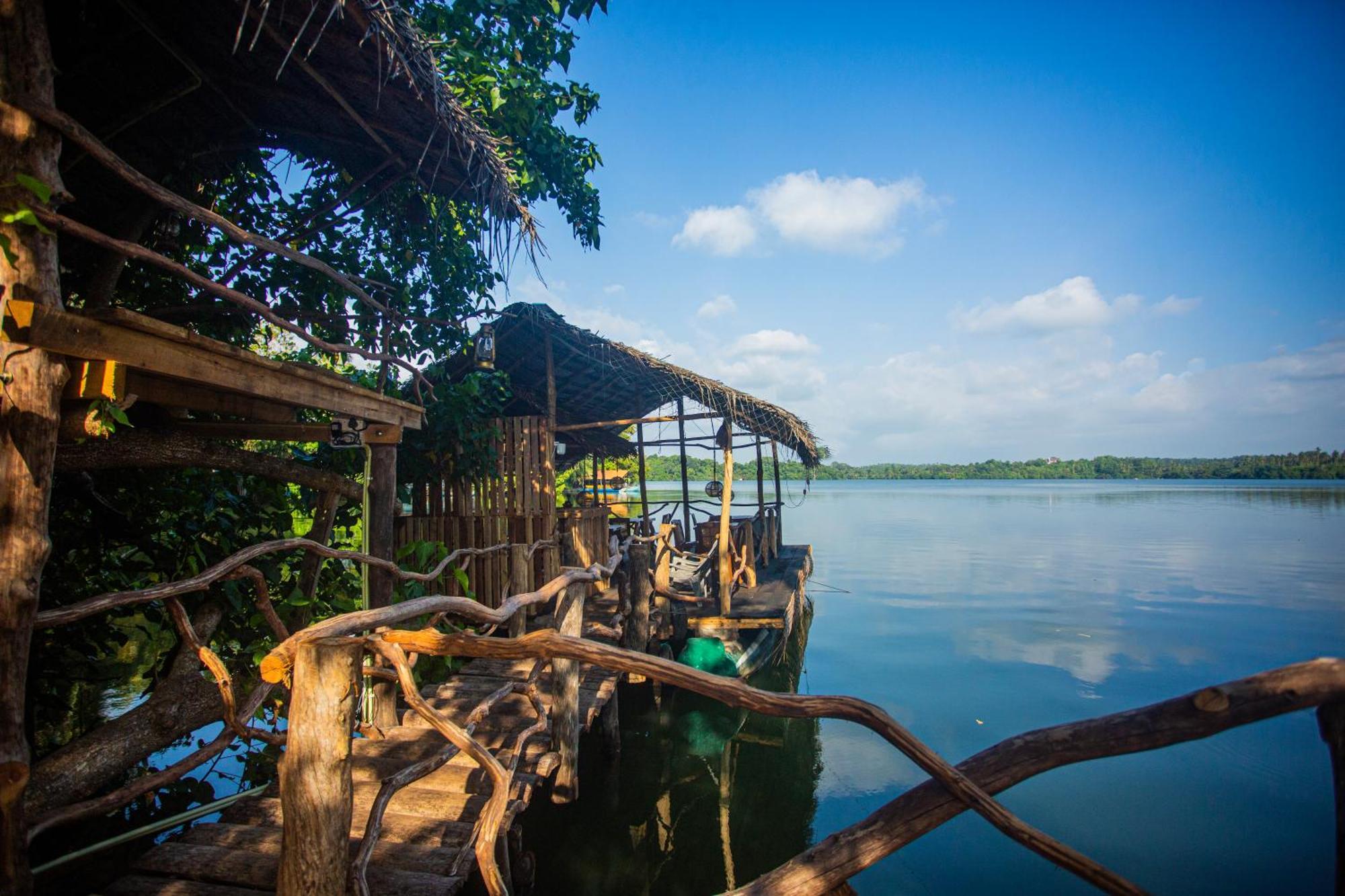 Aki Luna Lagoon Resort ฮิกคาดูวา ภายนอก รูปภาพ
