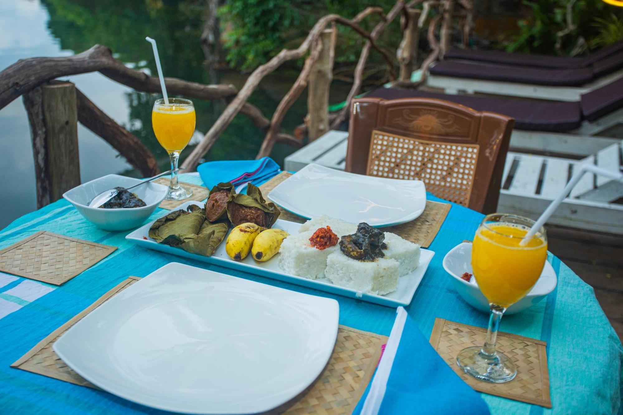 Aki Luna Lagoon Resort ฮิกคาดูวา ภายนอก รูปภาพ